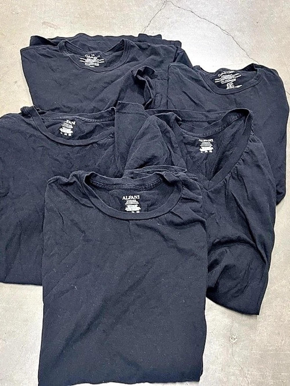 Calvin Klein & Alfani Black Short Sleeve T-Shirt Lot Size Large